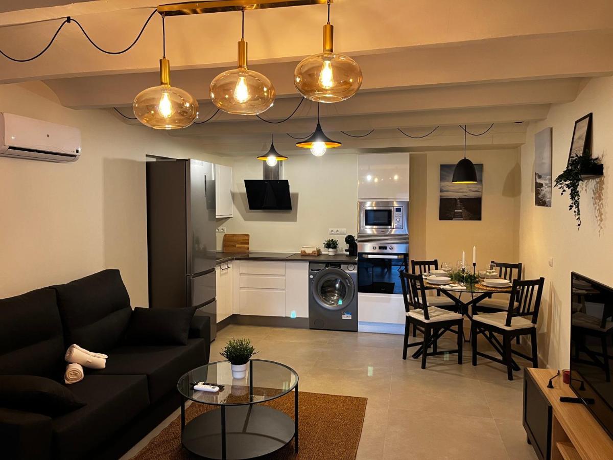 Apartamento A 2 Minutos De La Playa マラガ エクステリア 写真