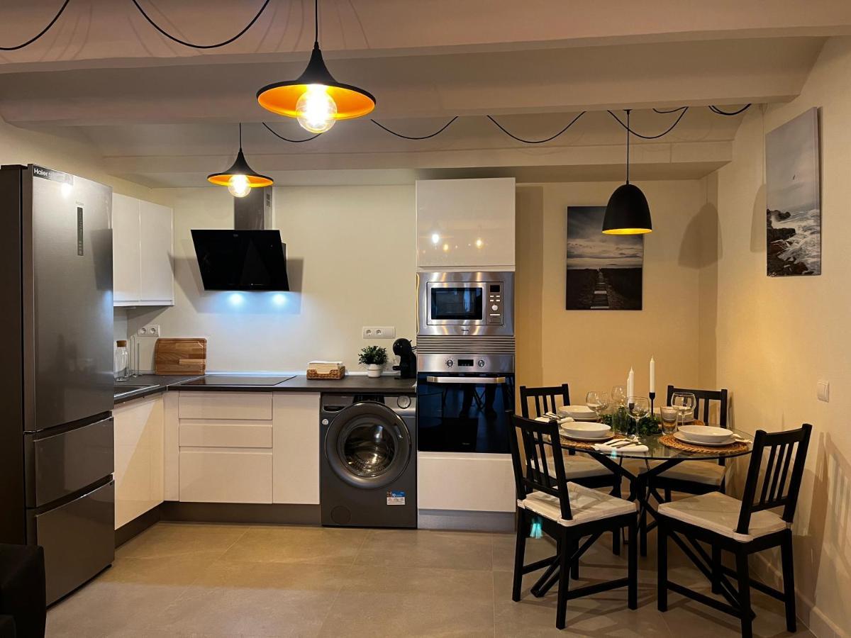 Apartamento A 2 Minutos De La Playa マラガ エクステリア 写真